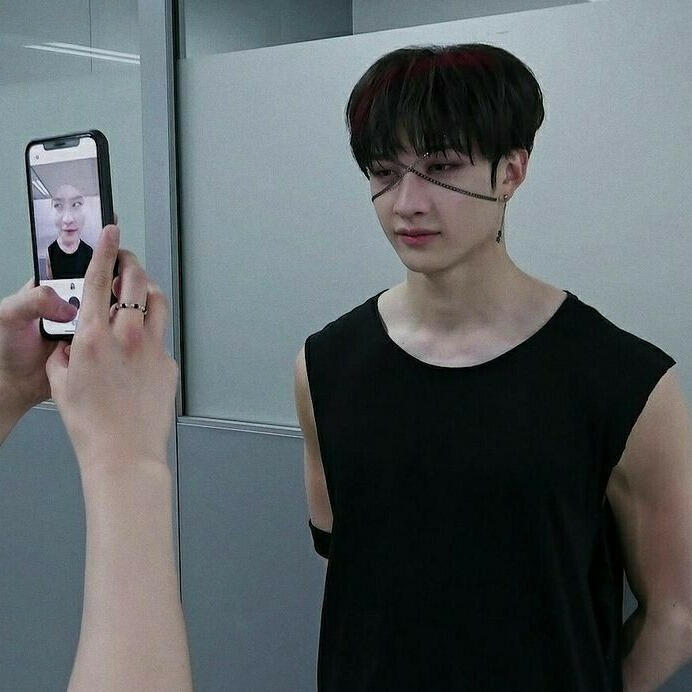 channie + lino taking pic